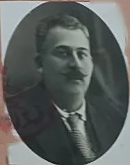3Albert Cezas