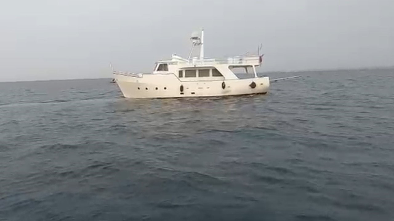 İtalya rotasındaki özel teknede düzensiz göçmen operasyonu