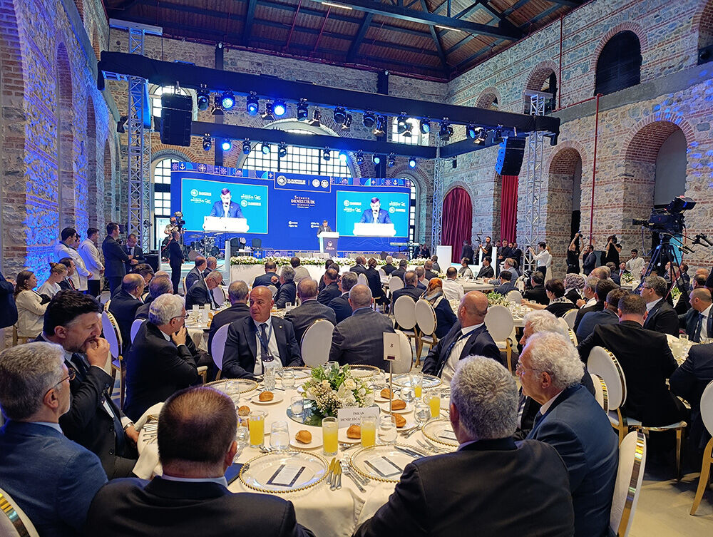 Zirve Gala Yemeği