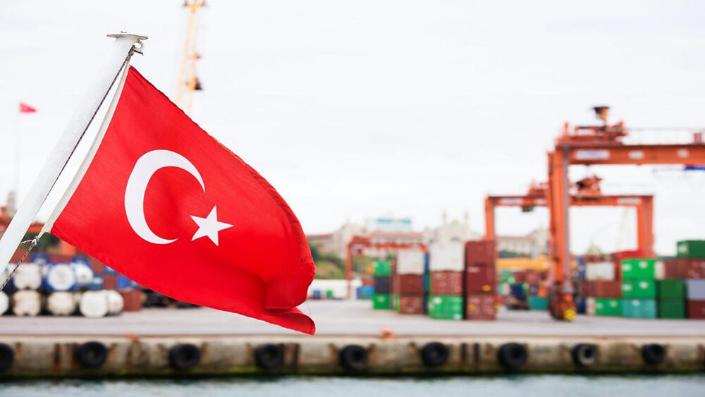 Turk Bayragi Ticaret Liman