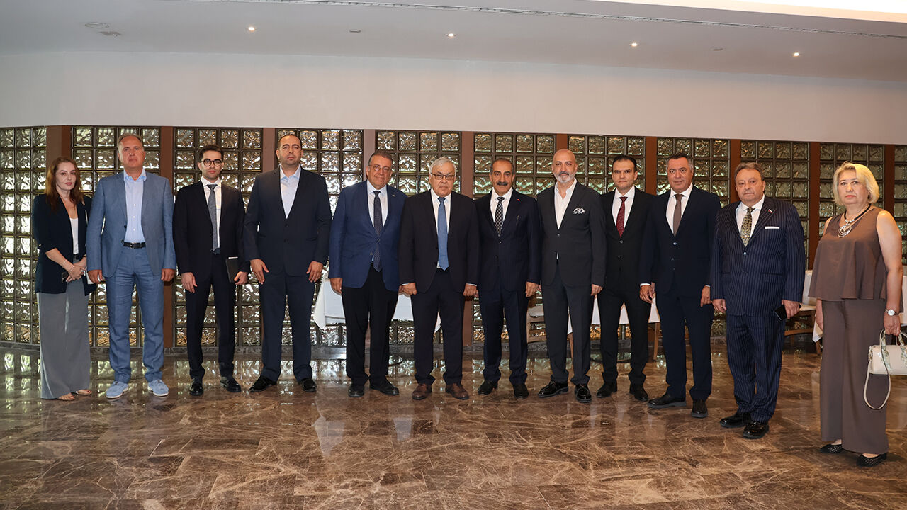 Egeli ihracatçılar Karadeniz’de güvenli koridor istedi