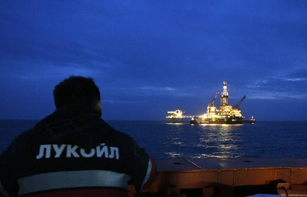 ABD, Lukoil’in dış varlıklarından para koymadan yüzde 15 pay alabilir