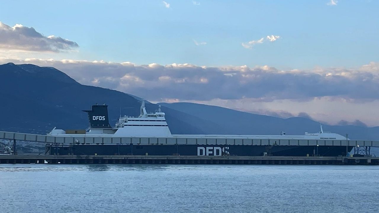 DFDS yardım gemisi İskenderun’da