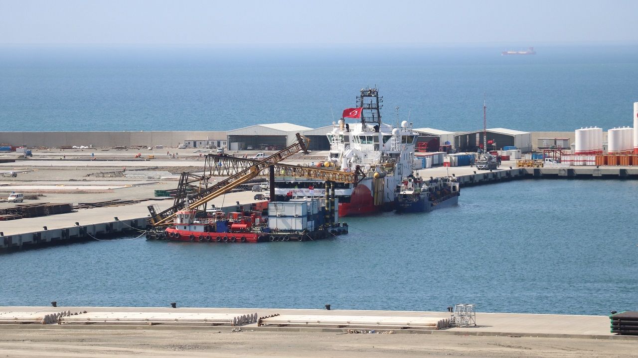 Filyos Limanı'nda 24 işçi zehirlendi