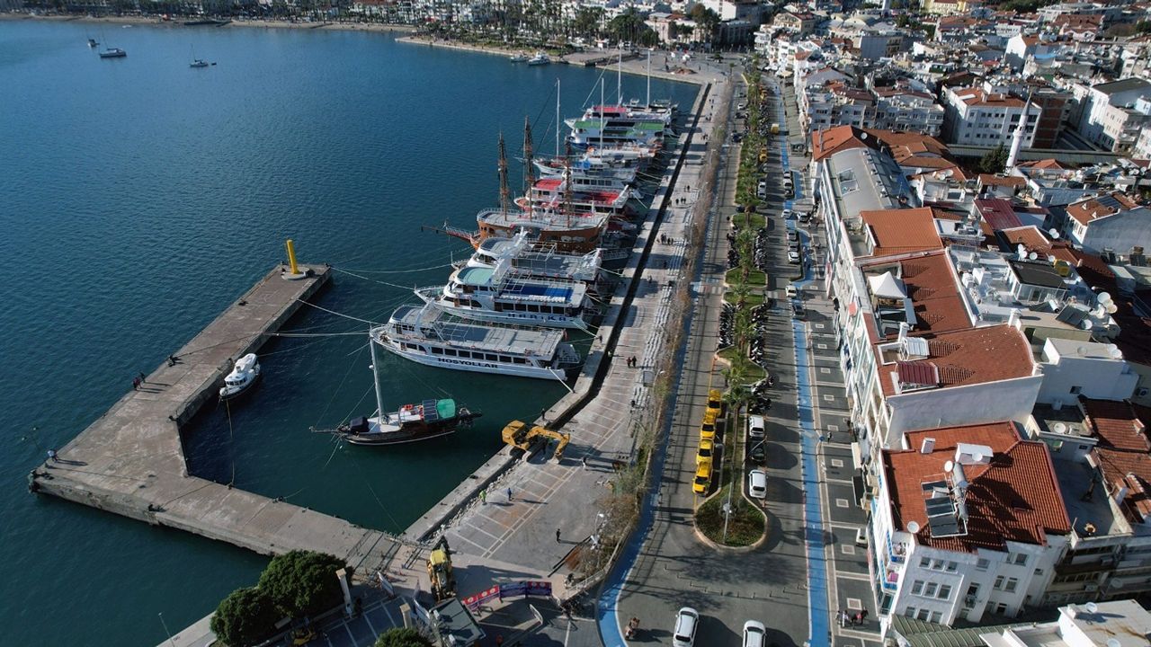 Marmaris Yat Limanı yenileniyor