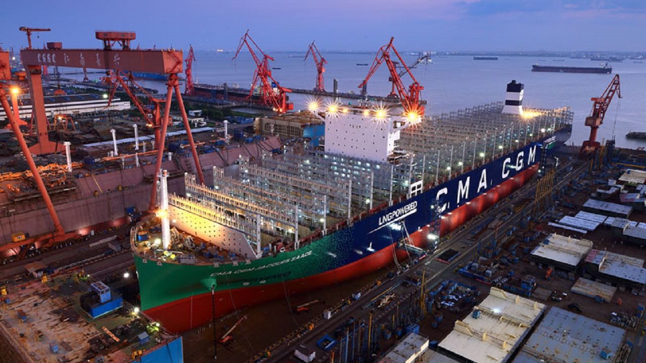 CMA CGM'den Çin'e 16 büyük konteyner gemi siparişi