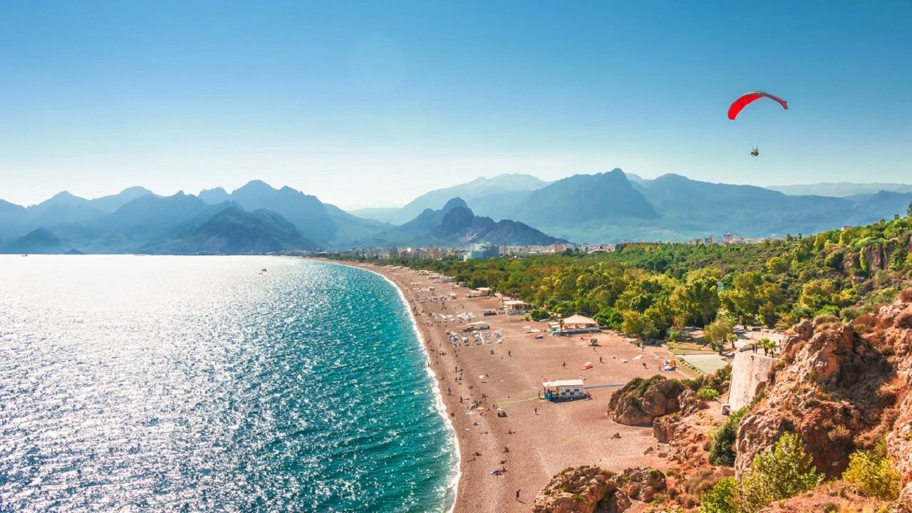 Antalya turizmde tüm zamanların en iyi başlangıç rekorunu kırdı