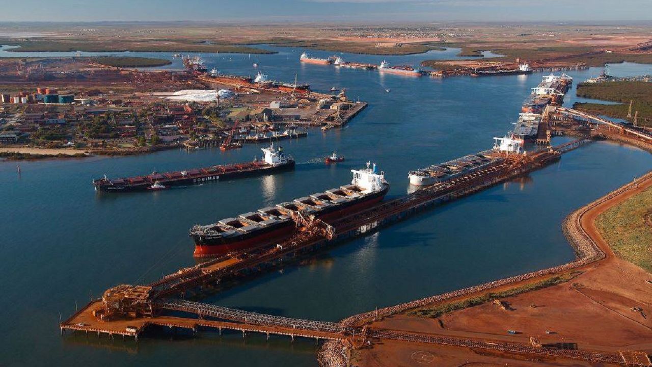 Avustralya'nın Hedland limanı tahliye edilecek