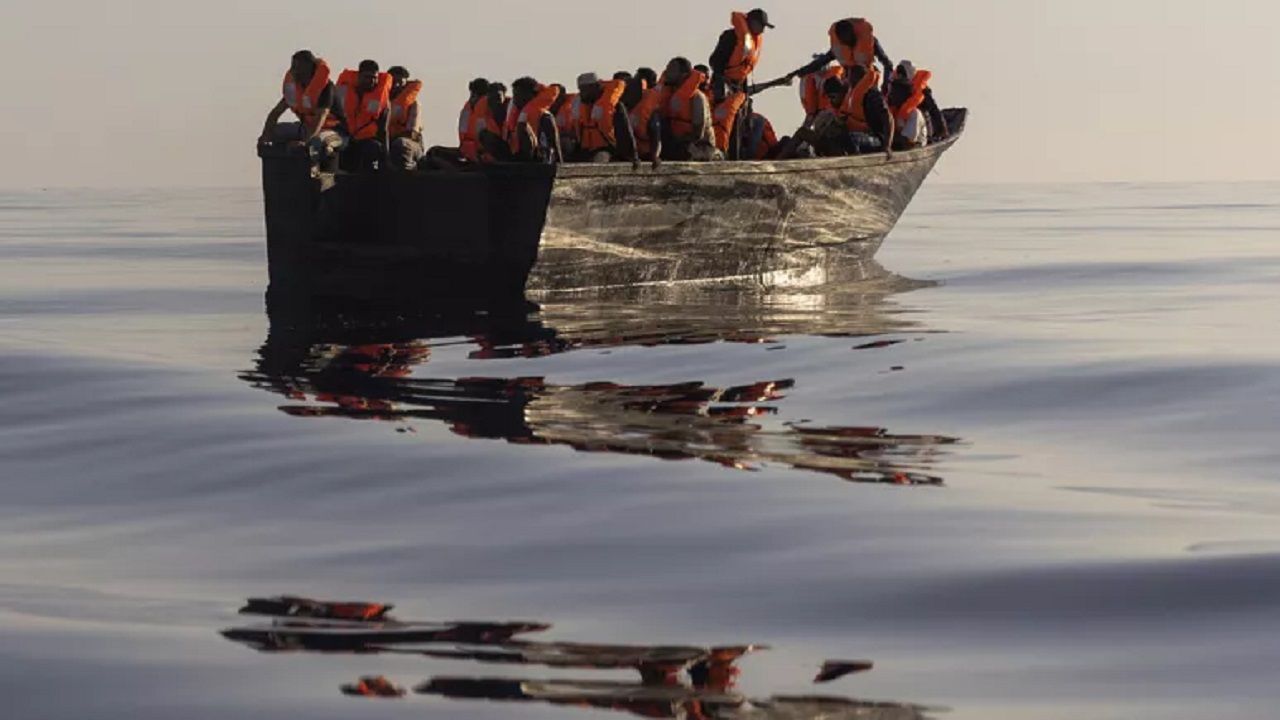 1200 göçmen birkaç günde teknelerle İtalya'ya ulaştı