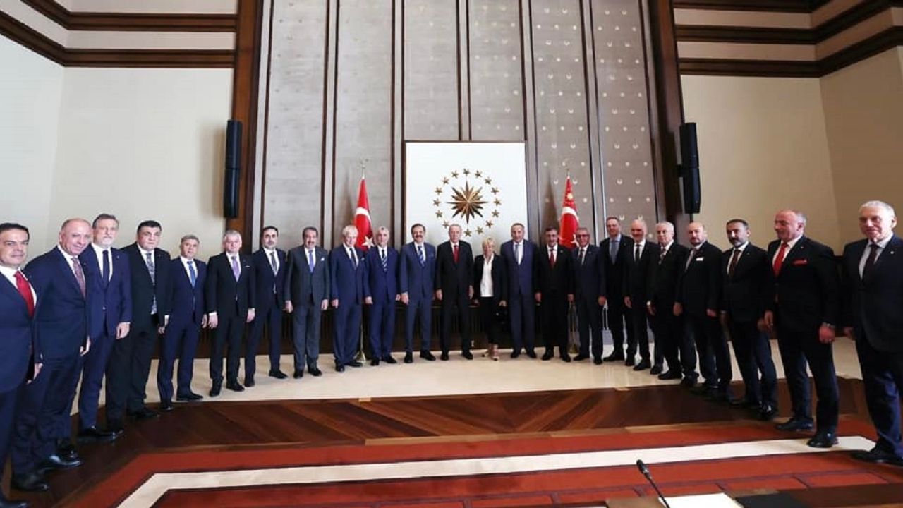 İMEAK DTO Başkan Tamer Kıran, TOBB heyetiyle Cumhurbaşkanını ziyaret etti