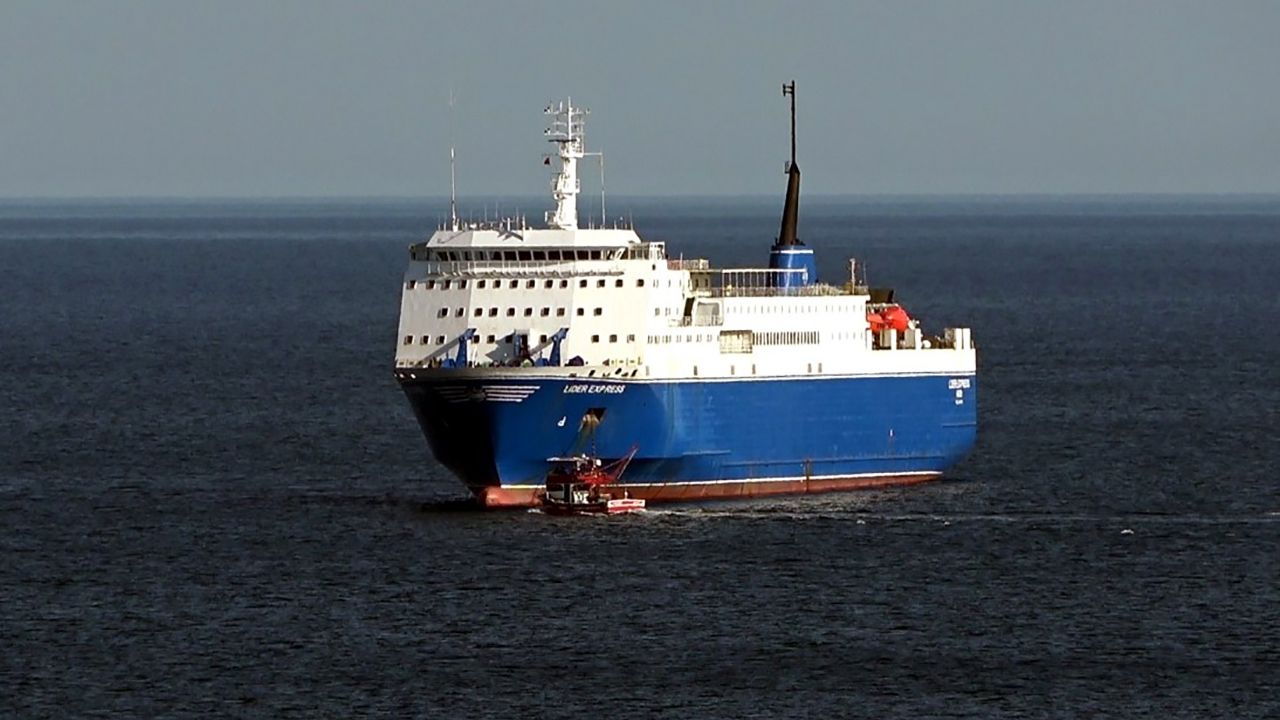 Arıza yapan yük gemisi 2 gün boyunca Karadeniz'de mahsur kaldı