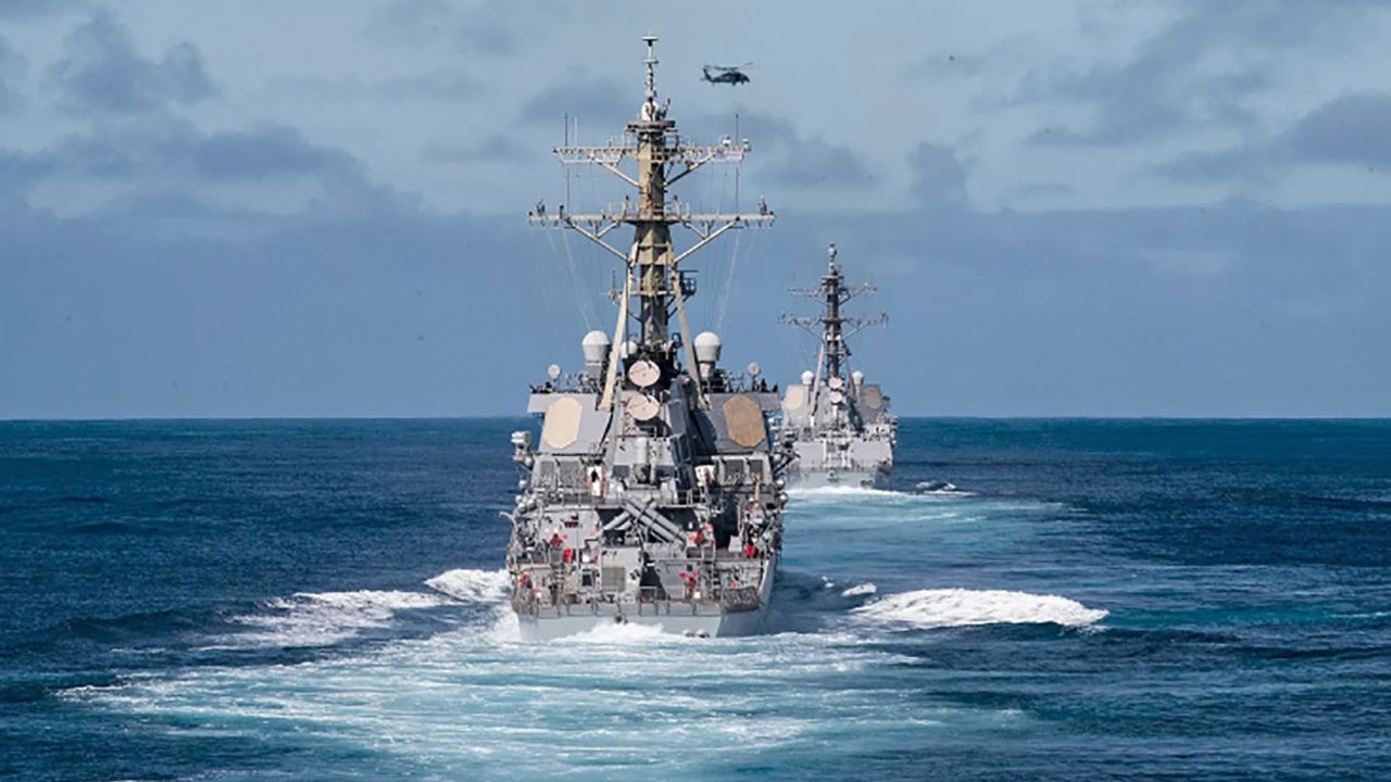 Küresel tedarik zinciri için 12 ülkeden 35 savaş gemisi Kızıldeniz'de