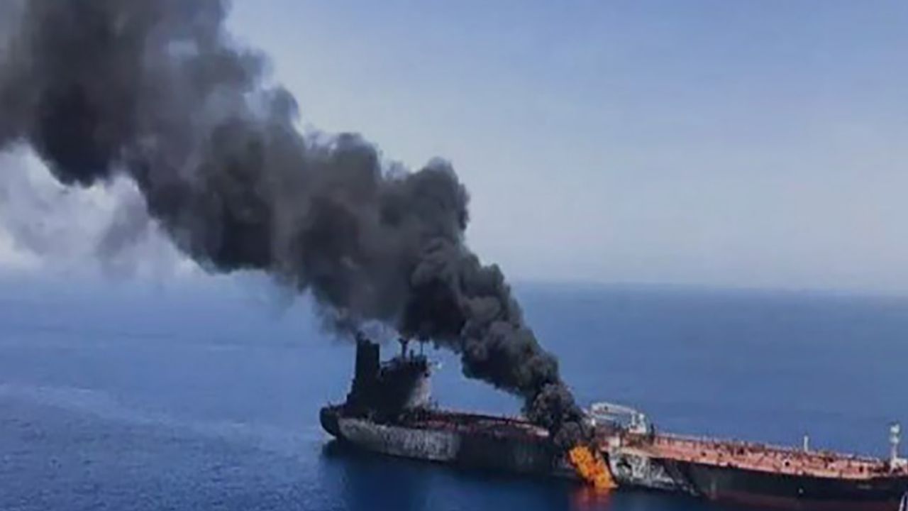 Yemen açıklarında bir gemiye İHA saldırısı