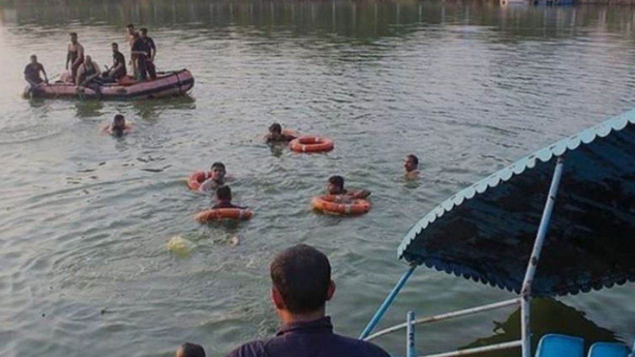 Öğrencileri taşıyan tekne alabora oldu: 12'si çocuk 14 kişi hayatını kaybetti
