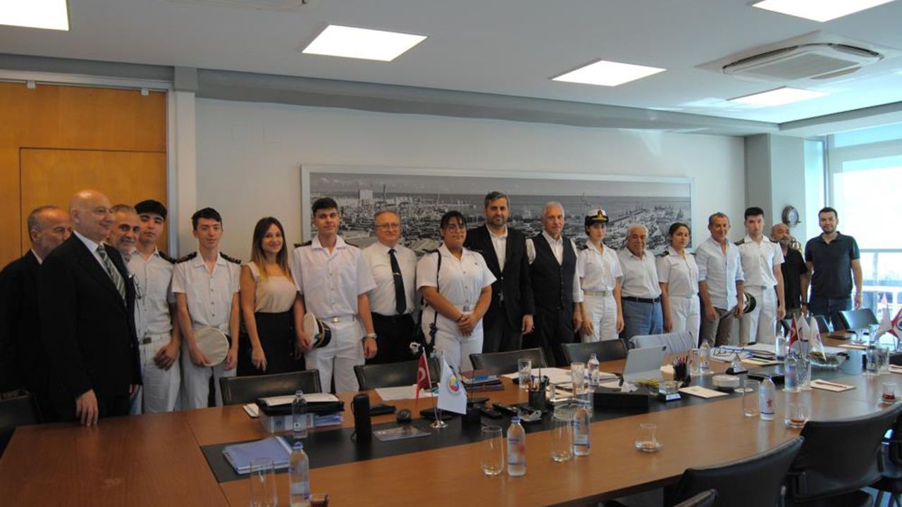 Genç denizciler Erasmus stajı için İtalya yolcusu