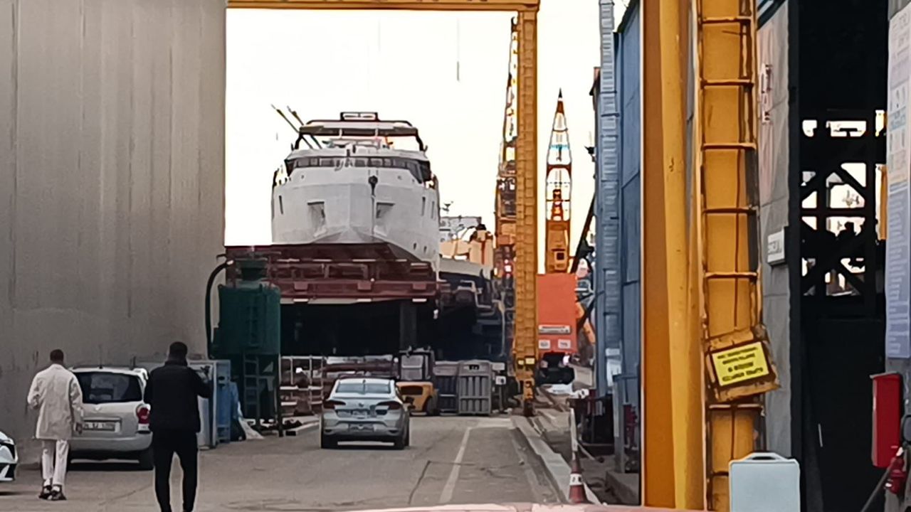 İstanbul'da tersanede patlama: Ölü ve yaralılar var