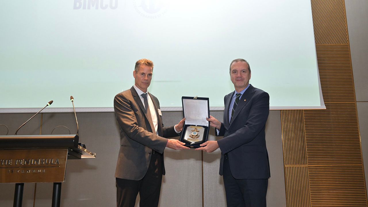 İMEAK DTO ve BIMCO üyeleri resepsiyonda bir araya geldi