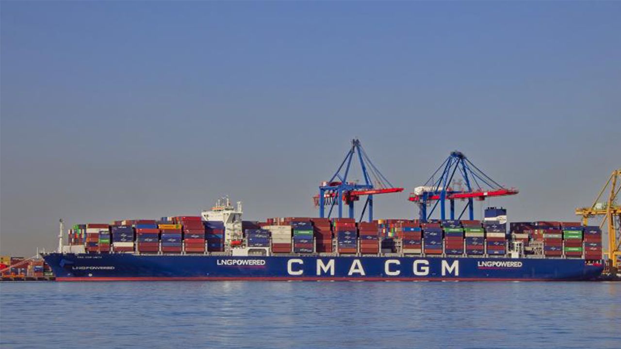 CMA CGM, 10 gemiye Fransız bayrağı çekiyor