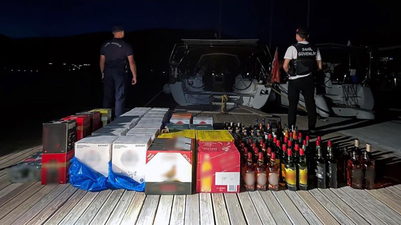 Sahil Güvenlikten lüks teknelere uyuşturucu operasyonu