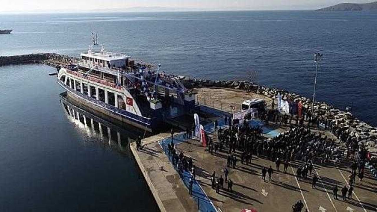 Erdek Marmara arası feribot sefer süresi 45 dakikaya düştü
