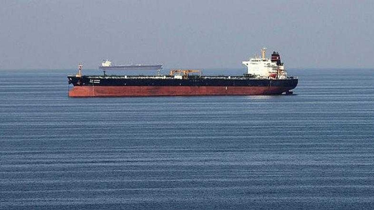 İran: ABD, petrol gemimize el koymaya çalıştı