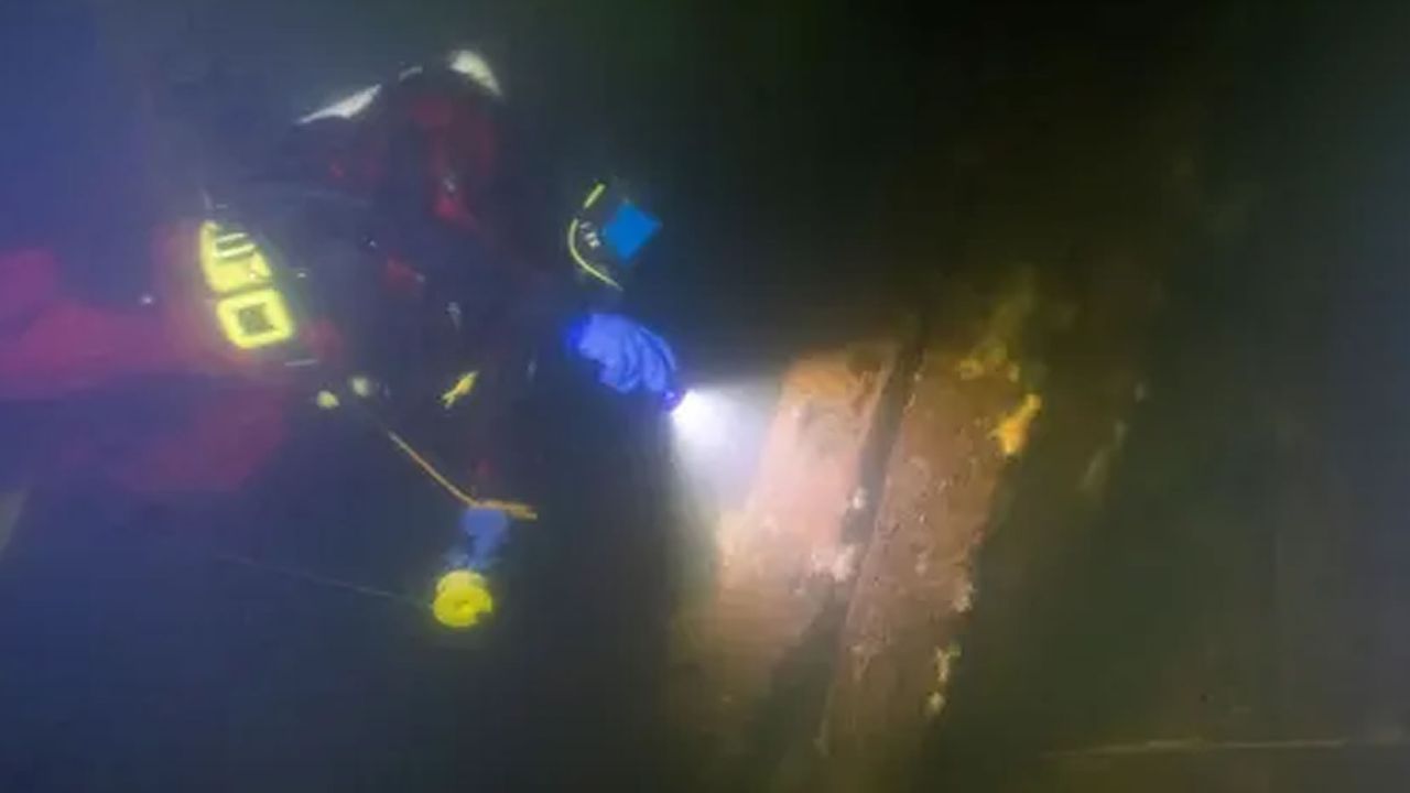 Stockholm açıklarında batık savaş gemisi bulundu