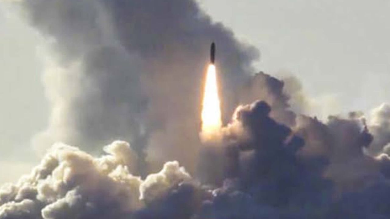 Kuzey Kore Japon Denizi'ne iki balistik füze fırlattı