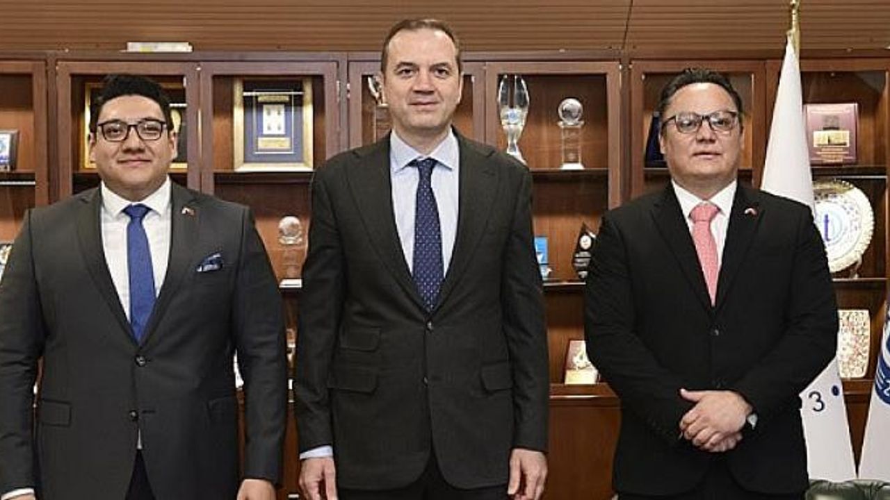 Panama Deniz Ticareti Genel Müdürü DTO'yu ziyaret etti