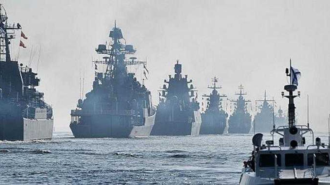 Rus donanması, Norveç Denizi'ndeki görevini tamamladı