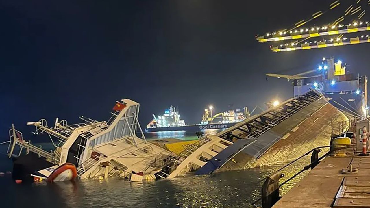 SEA EAGLE gemisi İskenderun Limakport'ta yan yattı
