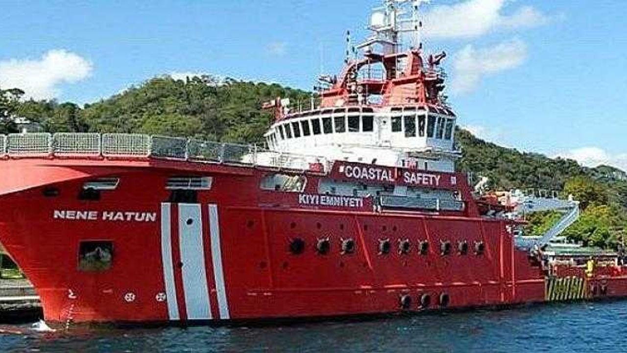 Türkiye'den Suriye'deki petrol sızıntısı için 2 gemi gönderildi