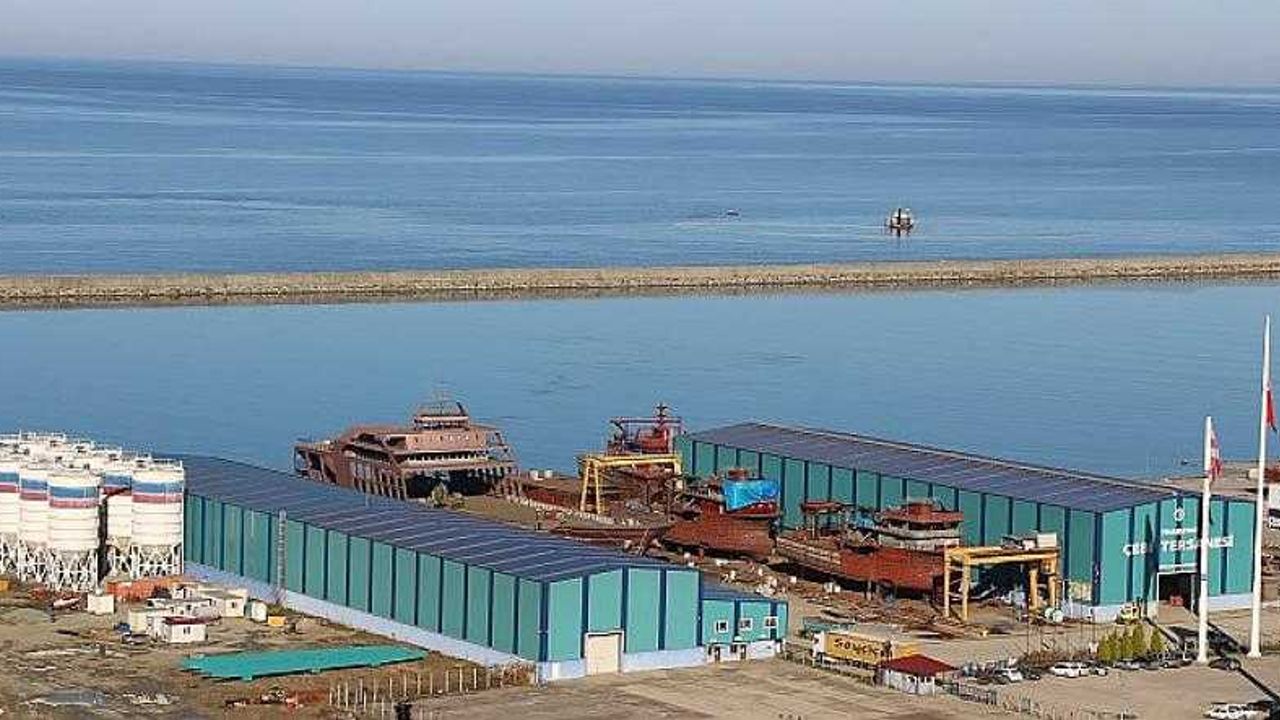 Yılda 10 bin ton çelik bu tersanede gemilere dönüşüyor
