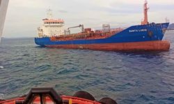 Çanakkale Boğazı’nda arızalanan gemi Karanlık Liman demir bölgesine çekildi