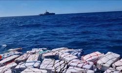 İtalya'da denize atılan 400 milyon euroluk 2 ton kokain ele geçirildi