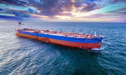 Rusya'dan ham petrol taşıyan ilk gemi Karaçi'ye ulaştı