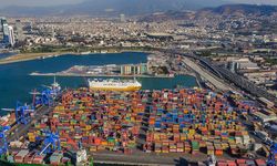 Cumhurbaşkanı Yardımcısı'ndan İzmir Alsancak Limanı yanıtı