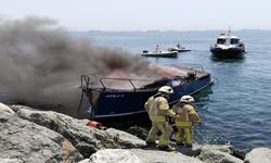 Pendik’te tekne alev topuna döndü