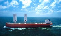 Rüzgar gücüyle çalışan geminin ilk karbonsuzlaştırma yolculuğu Çin'den Brezilya'ya
