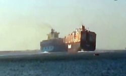 Yunanistan'da iki kargo gemisi çatıştı