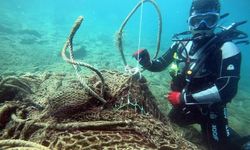 Aydın'da denizler hayalet ağlardan temizleniyor