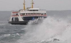 Deniz ulaşımına fırtına engeli: Seferler iptal edildi