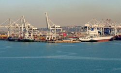 Afrika kıtasının en işlek limanında gemi kuyruğu