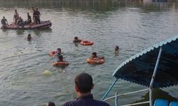 Öğrencileri taşıyan tekne alabora oldu: 12'si çocuk 14 kişi hayatını kaybetti