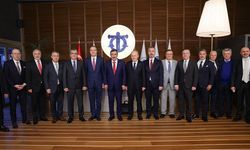 Cumhurbaşkanı Yardımcısı Cevdet Yılmaz'dan İMEAK DTO'ya ziyaret