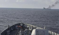 İngiltere: Yemen açıklarında bir gemi saldırıya uğradı