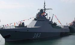 Ukrayna, Rus devriye gemisini vurdu