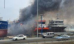 Ünye Limanı'nda tekne yangını