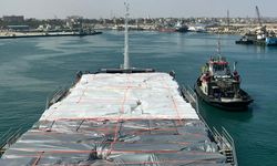 Türkiye'den Gazze'ye yardım için yola çıkan 9. gemi El-Ariş Limanı'nda