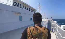 Yemen'de 6 ay önce alıkonulan geminin mürettebatına ziyaret
