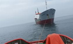Marmara açıklarında kargo gemisi arızalandı